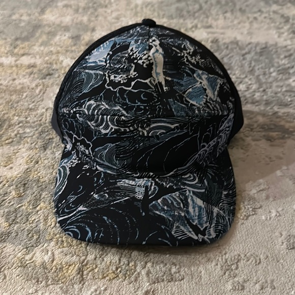 Lululemon Athletica Cap - Picture 1 of 4